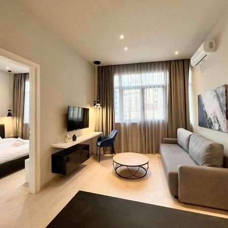 Aura F24 Apartments By Halu! - Vibrant Neighbourhood Tesalonika Bagian luar foto