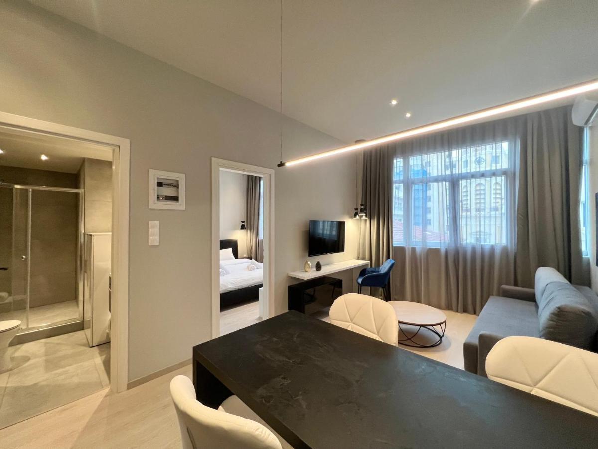Aura F24 Apartments By Halu! - Vibrant Neighbourhood Tesalonika Bagian luar foto