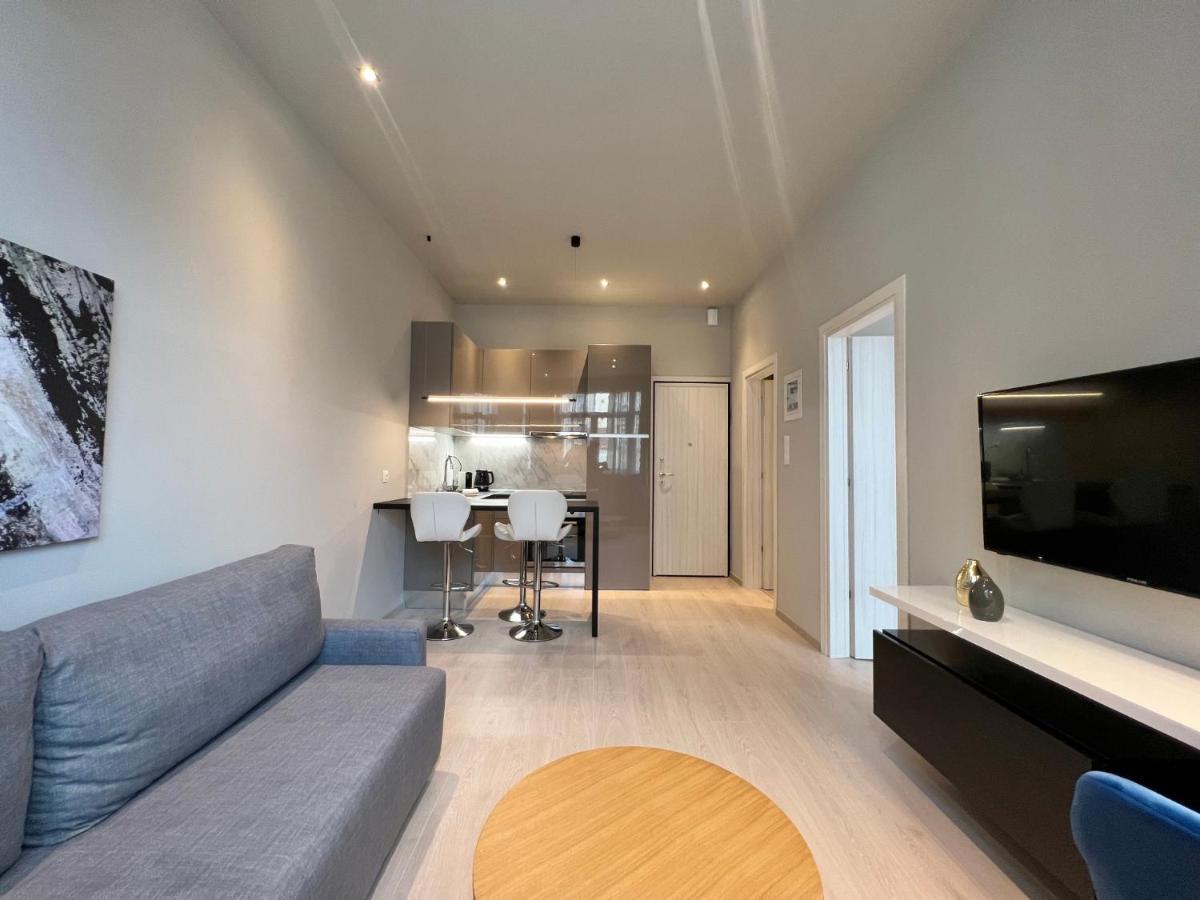 Aura F24 Apartments By Halu! - Vibrant Neighbourhood Tesalonika Bagian luar foto
