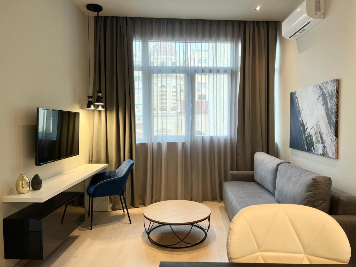 Aura F24 Apartments By Halu! - Vibrant Neighbourhood Tesalonika Bagian luar foto