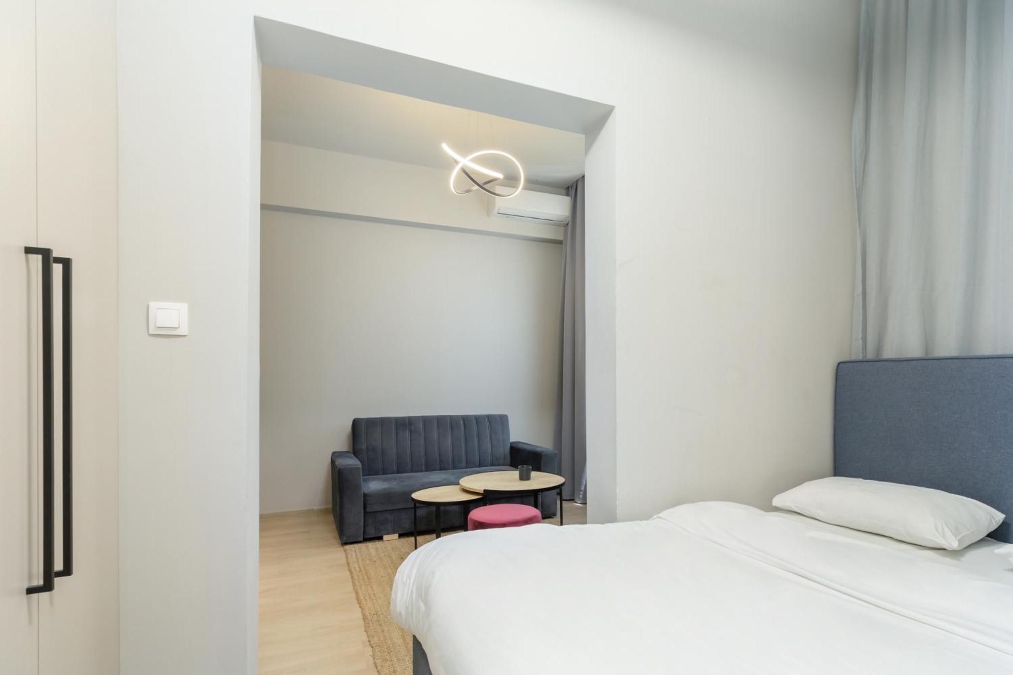Aura F24 Apartments By Halu! - Vibrant Neighbourhood Tesalonika Bagian luar foto