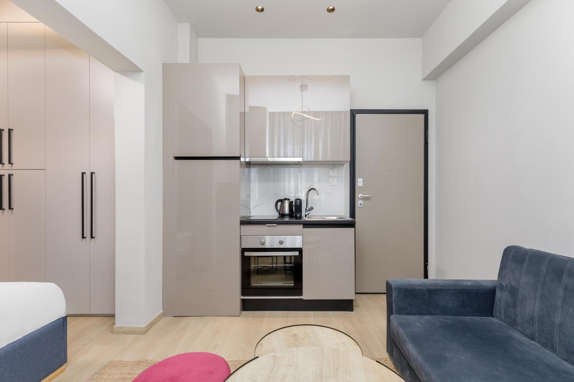 Aura F24 Apartments By Halu! - Vibrant Neighbourhood Tesalonika Bagian luar foto