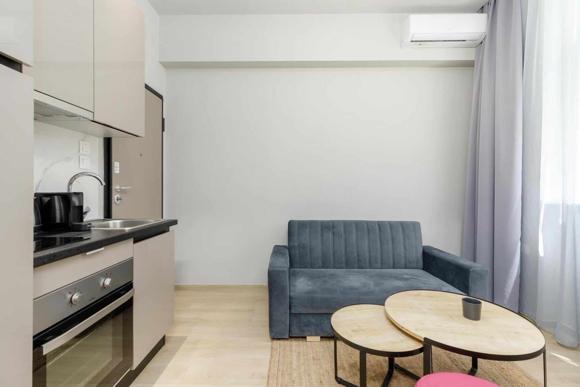 Aura F24 Apartments By Halu! - Vibrant Neighbourhood Tesalonika Bagian luar foto