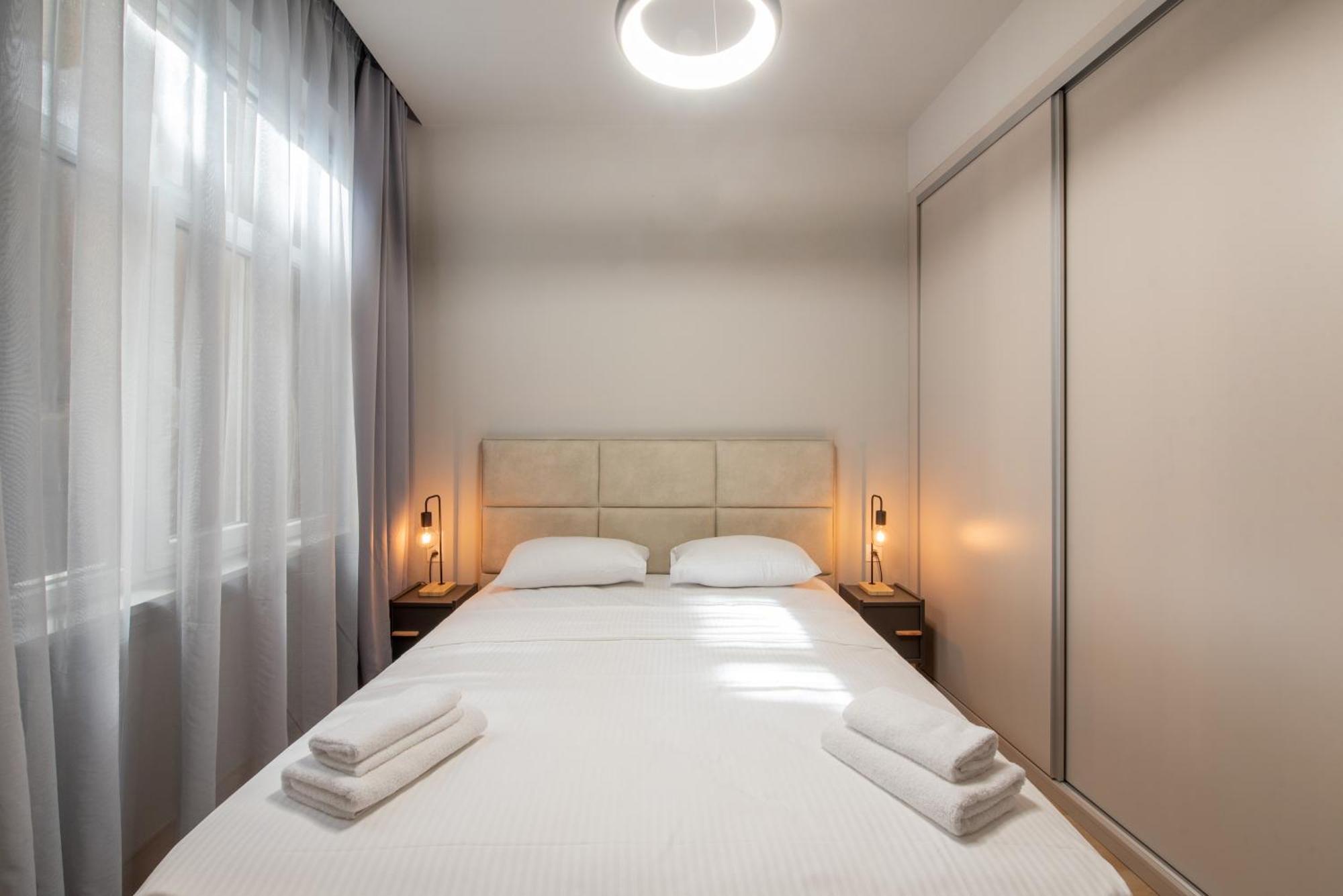 Aura F24 Apartments By Halu! - Vibrant Neighbourhood Tesalonika Bagian luar foto